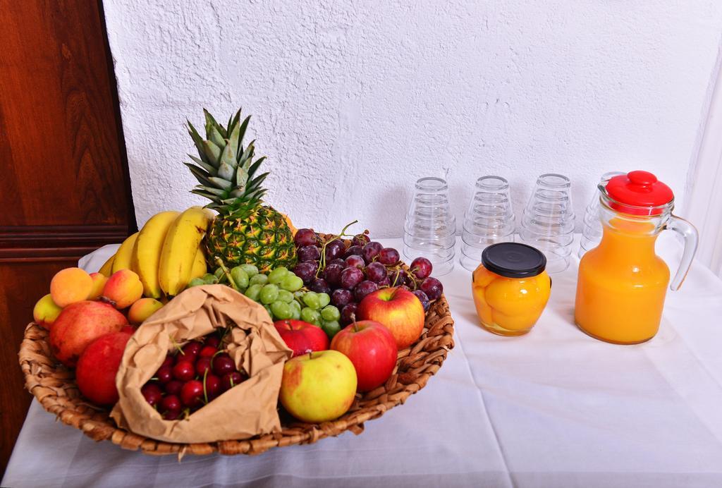 Krits Hotel Χερσόνησος Εξωτερικό φωτογραφία