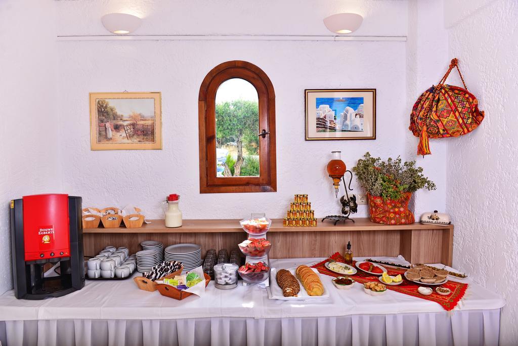 Krits Hotel Χερσόνησος Εξωτερικό φωτογραφία