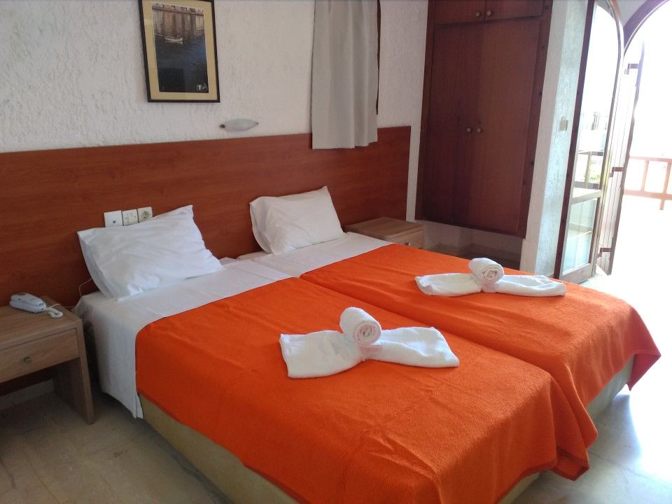 Krits Hotel Χερσόνησος Εξωτερικό φωτογραφία
